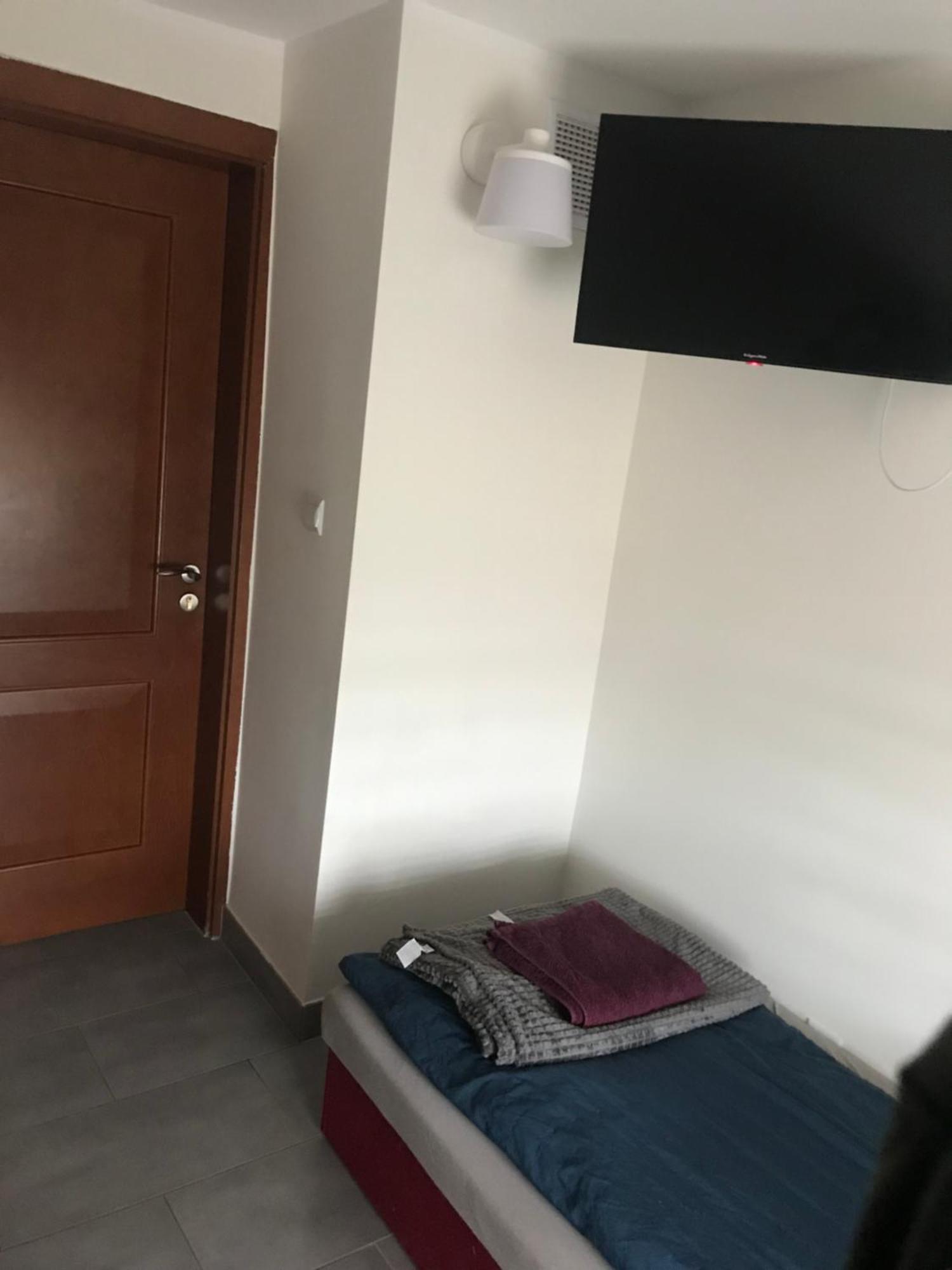 Kris Pokoje Kajetany Exteriör bild